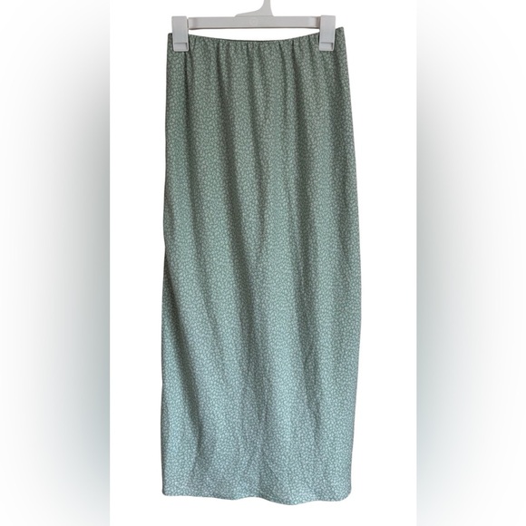 New Hollister Light Green Floral Maxi Skirt size S - Picture 2 of 10